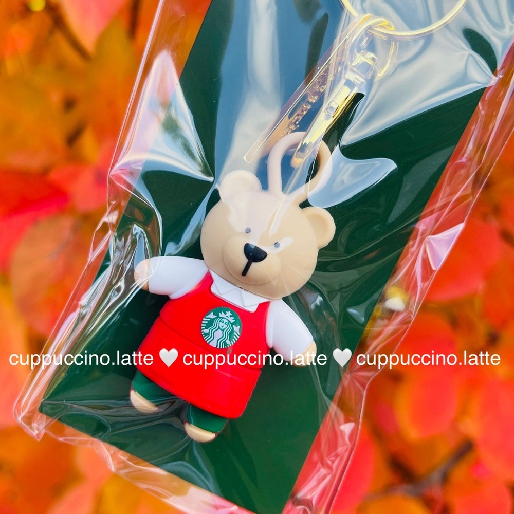 ❤️2 NWT💚Starbucks Bearista Bear Resuable Hot Cup Lid Stopper Charm Keychains - Picture 4 of 8